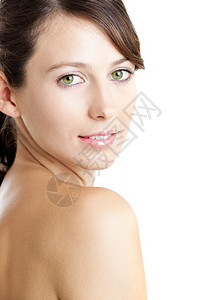 青绿双眼美丽的年轻女子孤立在白色上脸感的新鲜图片