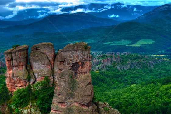 别洛格拉奇什基结石想知道岩层Belogradchishkiskali保加利亚图片