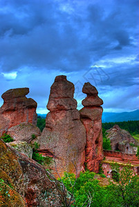 矿物卓越岩层Belogradchishkiskali保加利亚巨大的图片