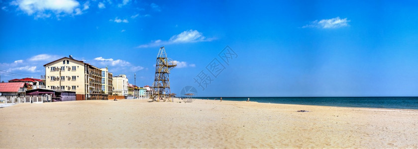 流行病乌克兰扎托卡0512在阳光明媚的夏日乌克兰敖德萨地区扎托卡度假胜地隔离期间的废弃海滩乌克兰扎托卡隔离期间的废弃海滩建造夏天图片