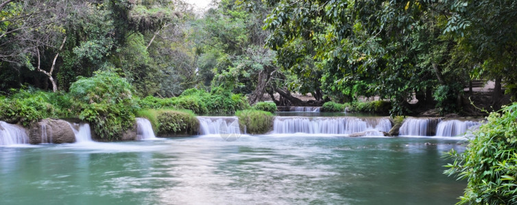 公园泰国热带瀑水泰国布放松图片