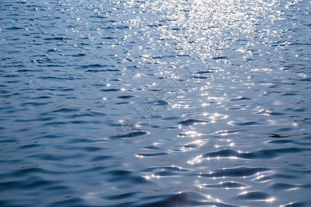 阳光天空日落时的地表水日落时的地表水出图片