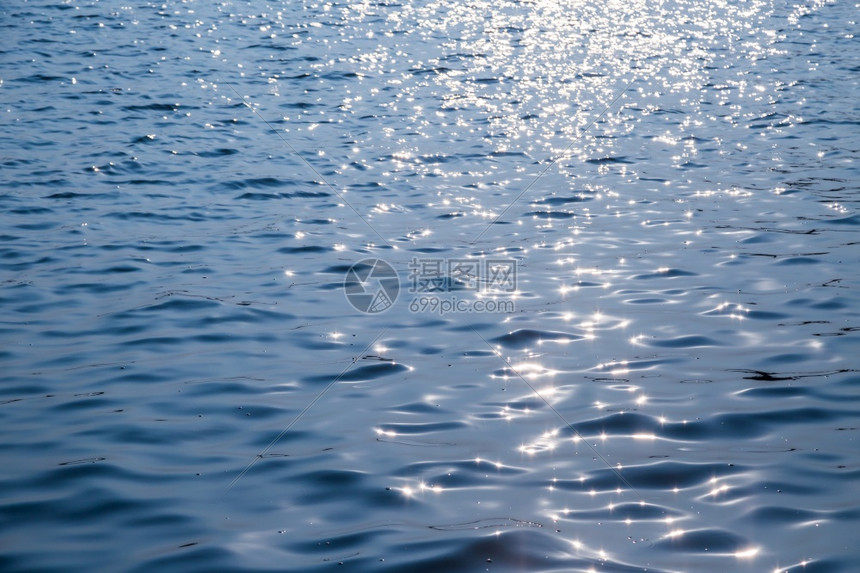 阳光天空日落时的地表水日落时的地表水出图片