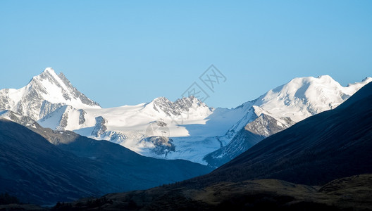 雪山风光图片