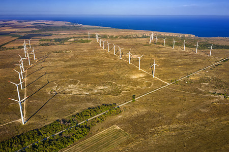 工业的电风力涡轮机场空中观测台天图片