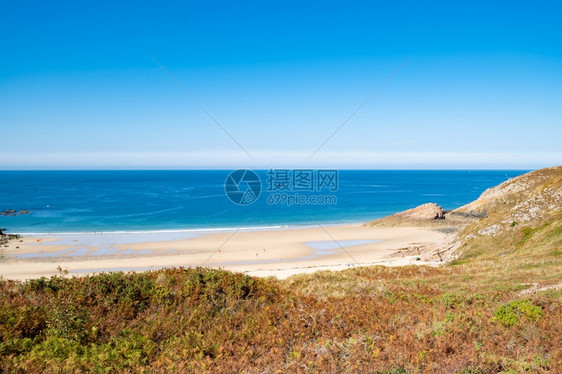 沙岩石和荒地景观图片