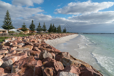 沿海埃斯佩兰西澳大利亚州埃斯佩兰海滨长廊在阳光明媚的日子西澳大利亚州城市路德维希图片
