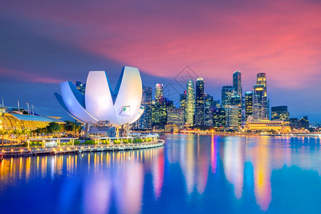 城市景观地标建造新加坡市中心黄昏的天线海湾地区图片