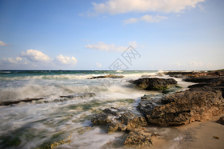 美丽的海滩风景图片