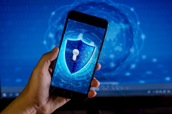 隐私生意人移动的保护智能手机不受黑客攻击防火墙商业界人士在互联网空间上按受保护的电话发送讯息infowhatsthis图片