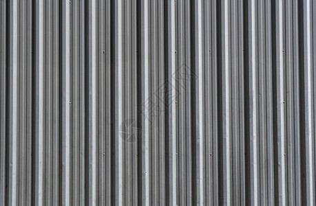 白色的老铁材料底钢的垂直条纹图片