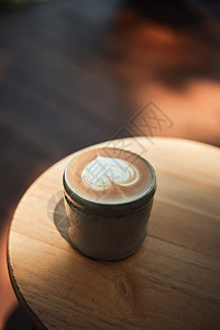 选择焦点杯热拿铁艺术咖啡重点为白泡沫热拿铁艺术咖啡的焦点杯爱瘾子图片