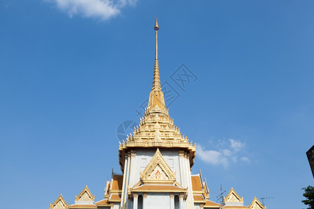 东方的寺庙顶屋被装饰为艺术设计的独特泰国户外象征图片