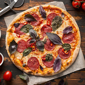 西式披萨西餐意大利传统美食烤比萨背景