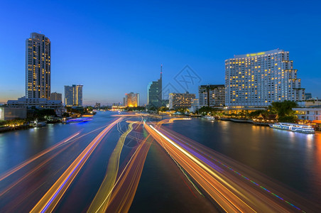 状态场景摩天大楼曼谷夜间风景黄昏时地貌河景色曼谷夜间风景图片