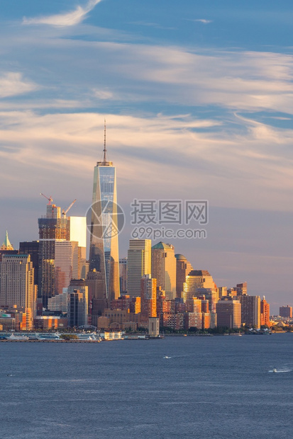 纽约日落时曼哈顿市下城天线摩大楼哈德逊风景图片