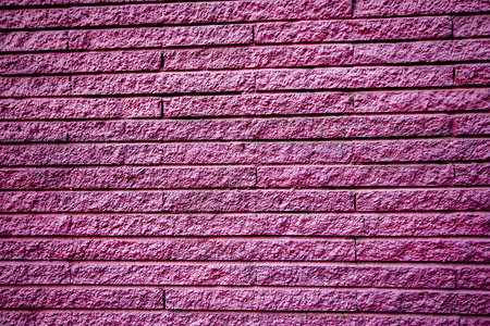 粉红色和白的砖墙明亮街道木头图片