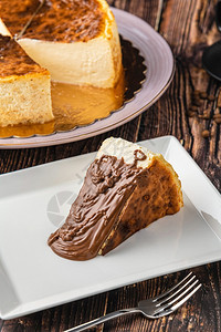 甜的糖派对圣塞巴斯蒂安芝士蛋糕和巧克力图片