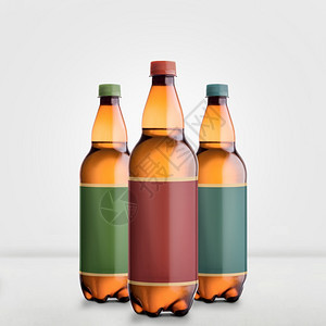 水清除棕色啤酒瓶模型隔离在白色空标签品牌图片
