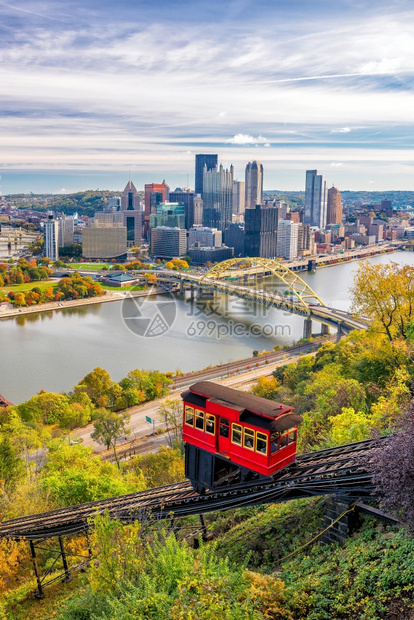 从美国宾夕法尼亚州匹兹堡市中心DuquesneIncline顶端的匹兹堡市中心景象华盛顿山状态城市建筑学图片