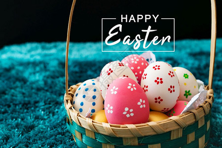 传统的复活节鸡蛋日快乐的打猎装饰品家庭画图片