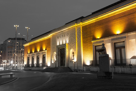 黑色的白西班牙比斯卡亚毕尔巴鄂美术博物馆旅游的图片