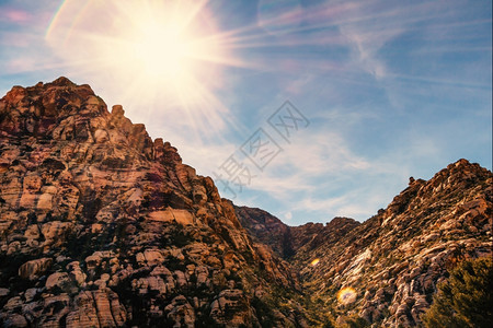 山地沙漠景观戏剧季节北图片