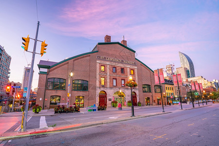 加拿大老的多伦2019年月5日在加拿大市中心区多伦的圣劳斯市场街道图片