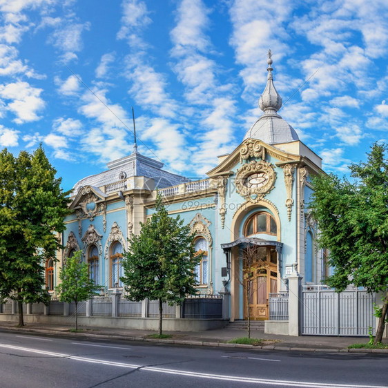 公园乌克兰基辅0712Polyakov豪宅或乌克兰基辅小马里因斯宫位于乌克兰基辅的波里雅科夫独立之家著名的历史图片