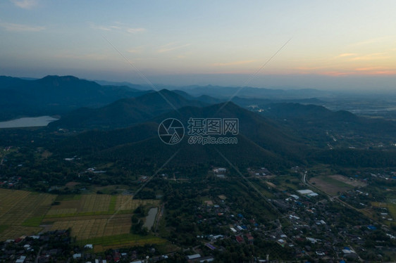 清迈MaeOn地区山脉天空和农业的中观察清迈MaeOn地区清迈空中观察旅游谷全景图片