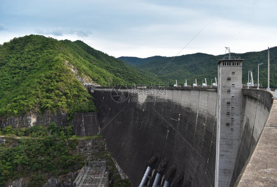 峡谷泰国Tak的Bhumibol大坝的力量地标建成图片