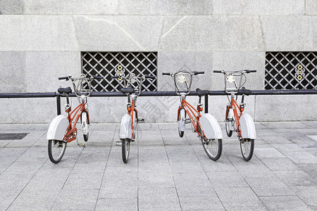 车轮自行泊城市自行交通体育的详情人们团体图片