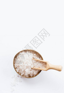 柔软的按摩美丽健康SPA概念浴盐图片