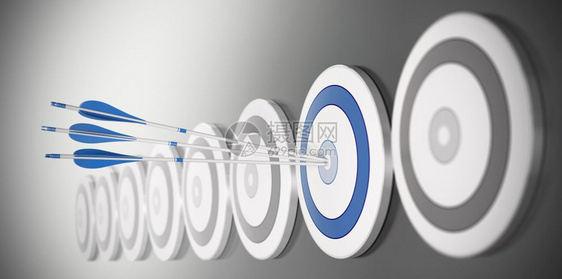 三支箭击中蓝目标的心连续有许多目标其模糊效果商业概念Business市场镖一种图片