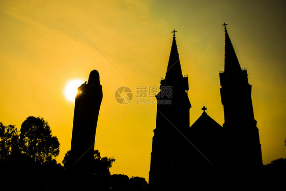 越南东亚霍希明日落时的大教堂Hoshiminh假期圣诞节好的图片
