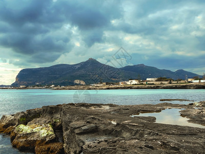 冲浪村庄异国情调冬天地中海岛法维尼亚纳西里岛的看法图片