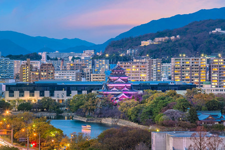 历史亚洲暮与日本广岛城堡的天线之景图片