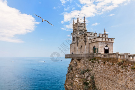 乌克兰海滨里米亚燕窝城堡夏日海景克里米亚燕窝城堡夏日海景受欢迎的图片