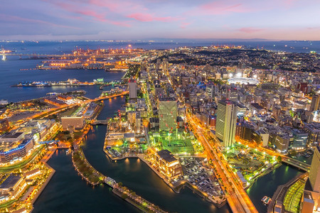 日本落时顶端的横滨城市天线旅行最佳风景优美图片