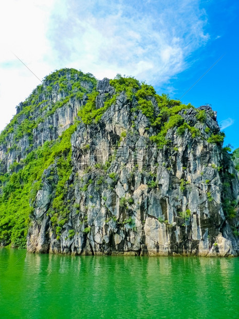 目的地在越南哈隆湾HalongBay垃圾著名的图片