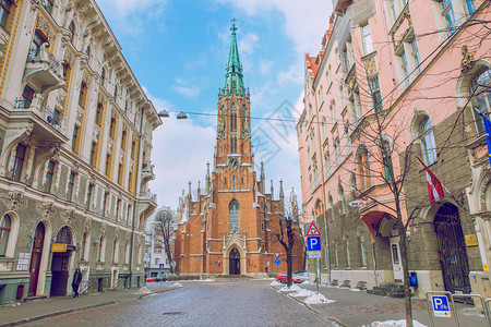 拉脱维亚里加格特鲁德教堂旧城中心民族和建筑2018年老城和无声镇雪古老的正方形图片