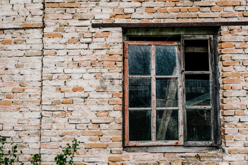 乡村红棕白砖墙纹理旧木窗背景碎玻璃插图抽象的图片