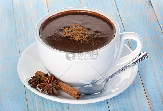 优质的黑色木制桌上热巧克力木头图片