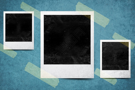 笔记带黑色区域的即时照片有空间添加图像Anglefish跳跃到大碗房间黑色的图片