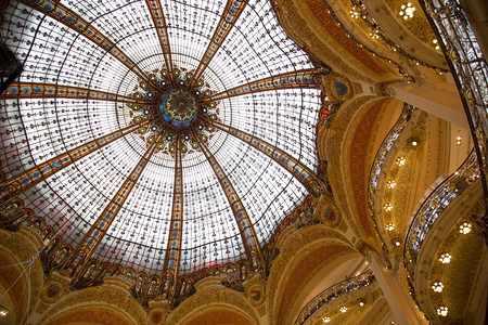 文化巴黎拉法伊特银河宫的玻璃和钢铁圆顶中央部图片