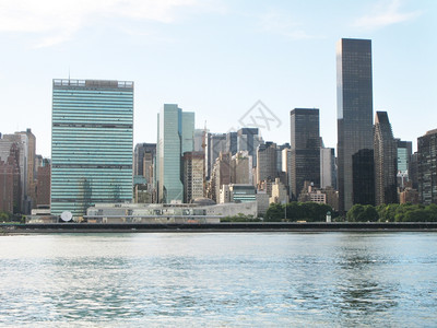 市中心纽约白天的摩大楼际城市景观区图片