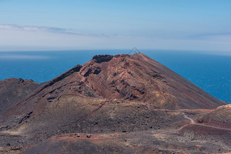 风景优美西班牙加那利群岛拉帕尔马的特内吉亚火山游客地质学图片