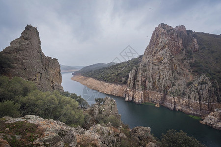 预订地标极端的西班牙埃斯特雷马杜拉省卡塞斯蒙弗拉格公园图片