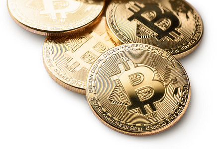 概念的网络金融Bitcoin硬币在白背景上孤立的宏拍摄Name图片