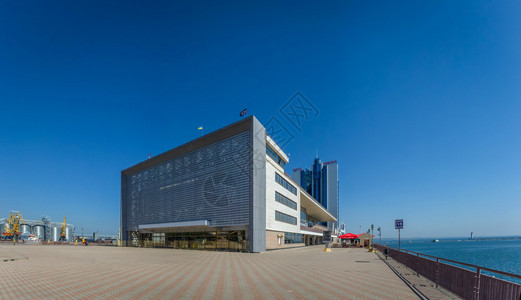 现代的正面供应ODESSASUKRAINE08132Odessa海港客运站夏季一天Odessa海港全景客运站图片